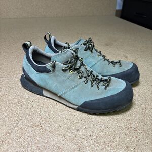 Scarpa Kalipe Approach to Climbing Shoes Womens size 8.5 EU 40